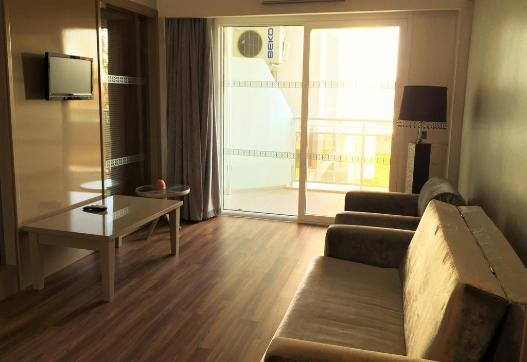 Ideal Prime Beach Hotel Ultra All Inclusive Marmaris Rum bild